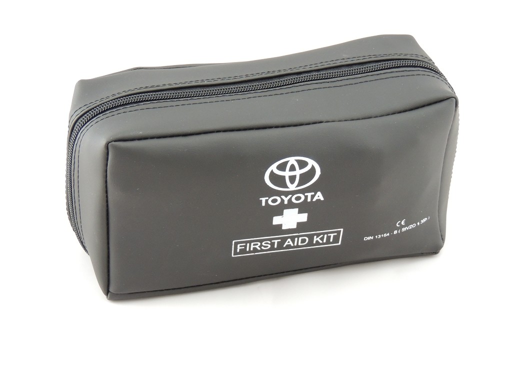 Erste-Hilfe-Set / Verbandskissen, schwarz, mit Toyota Schriftzug Erste-Hilfe-Set / Verbandskissen, schwarz, mit Toyota Schriftzug