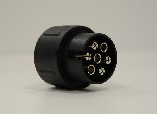 Adapter, 13-polig auf 7-polig