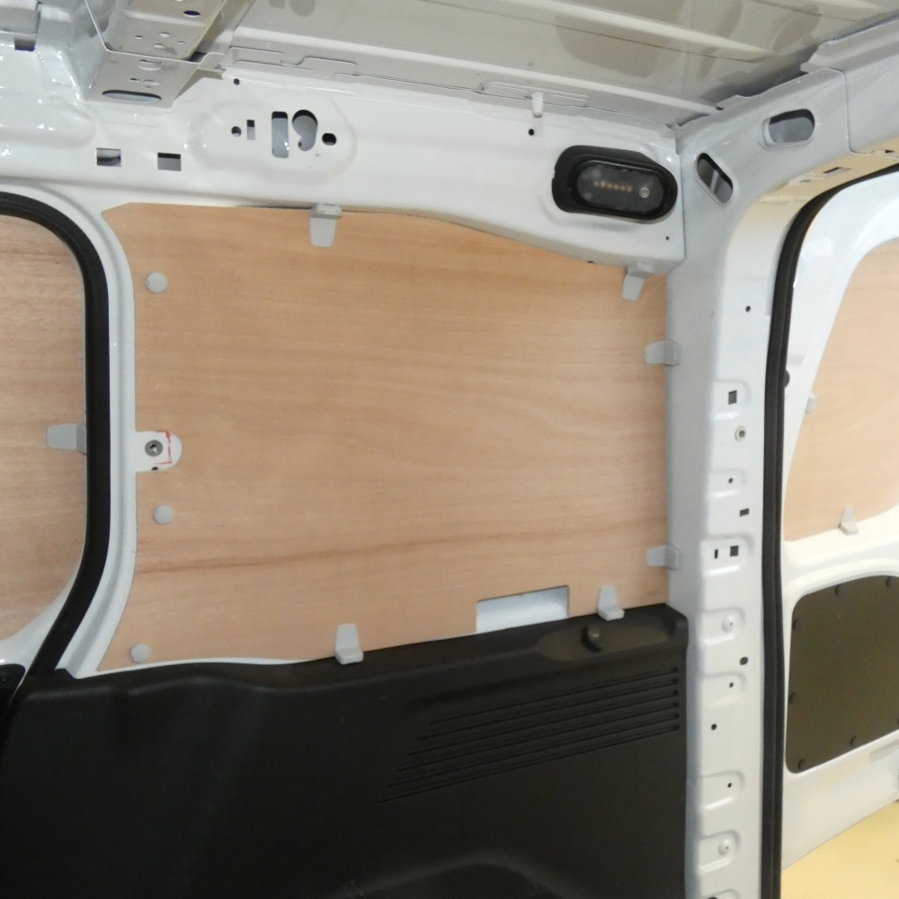 Holzwandverkleidungsset, exkl. Radhausverkleidung, bei 1 Schiebetür & Hecktüren, L2